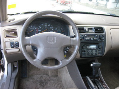 honda accord 1998 silver sedan ex v6 gasoline v6 front wheel drive automatic 45840