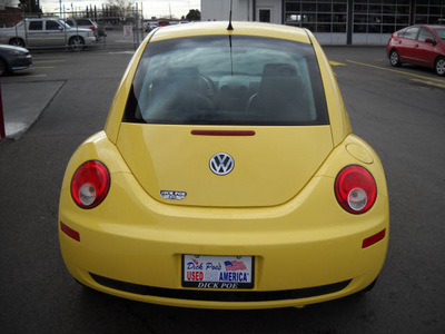 volkswagen beetle 2010 yellow hatchback s gasoline 5 cylinders front wheel drive automatic 79925