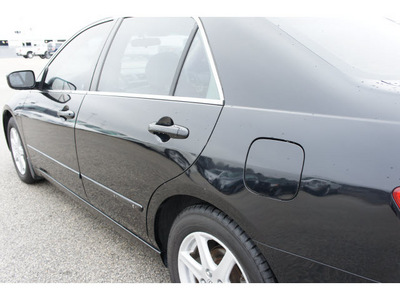 honda accord 2004 black sedan ex v 6 gasoline 6 cylinders front wheel drive automatic 77388