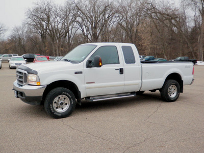 ford f 250 super duty 2004 white pickup truck sc xlt 4x4 diesel 8 cylinders 4 wheel drive automatic with overdrive 55318