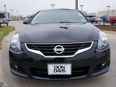 nissan altima 2010 black coupe 2 5 s gasoline 4 cylinders front wheel drive automatic 76018