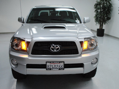 toyota tacoma 2011 silver prerunner v6 gasoline 6 cylinders 2 wheel drive automatic 91731