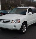 toyota highlander 2006 white suv sport gasoline 6 cylinders all whee drive automatic 06019