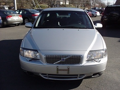 volvo s80 2002 silver sedan 2 9 gasoline 6 cylinders front wheel drive automatic 06019