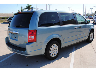 chrysler town and country 2008 lt  blue van lx flex fuel 6 cylinders front wheel drive autostick 77065