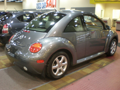 volkswagen beetle 2005 gray hatchback gls gasoline 4 cylinders front wheel drive automatic 13502