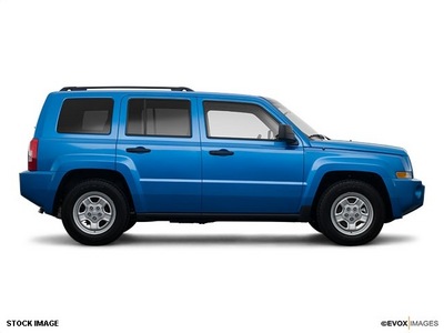 jeep patriot 2008 suv gasoline 4 cylinders 4 wheel drive not specified 44060