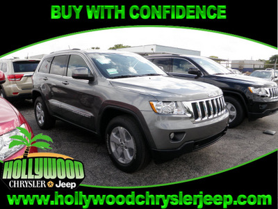 jeep grand cherokee 2012 pdm mineral gray me suv gasoline 6 cylinders 4 wheel drive automatic 33021