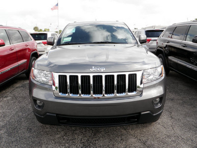 jeep grand cherokee 2012 pdm mineral gray me suv gasoline 6 cylinders 4 wheel drive automatic 33021