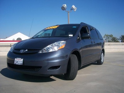 toyota sienna 2006 blue van le 8 passenger gasoline 6 cylinders front wheel drive automatic 90241