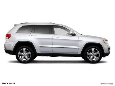 jeep grand cherokee 2011 suv limited gasoline 6 cylinders 2 wheel drive 5 speed automatic 33021