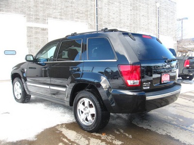 jeep grand cherokee 2007 black suv limited gasoline 8 cylinders 4 wheel drive automatic 80301