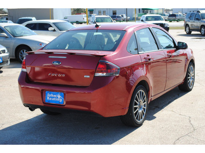ford focus 2010 red sedan ses gasoline 4 cylinders front wheel drive automatic with overdrive 77037