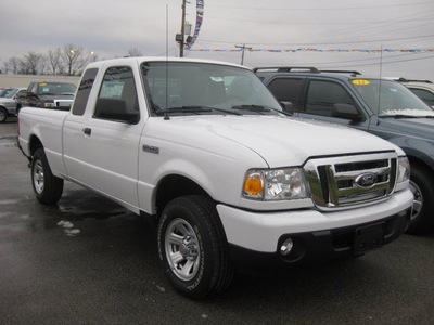 ford ranger 2011 white xlt gasoline 6 cylinders 2 wheel drive 5 speed automatic 62863