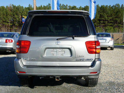 toyota sequoia 2001 silver suv sr5 gasoline 8 cylinders dohc 4 wheel drive automatic 27569