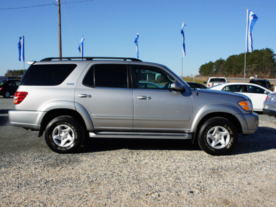 toyota sequoia 2001 silver suv sr5 gasoline 8 cylinders dohc 4 wheel drive automatic 27569