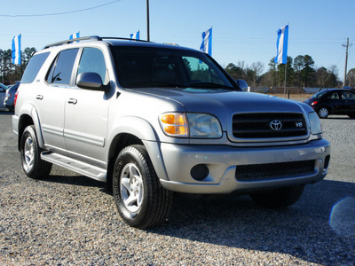 toyota sequoia 2001 silver suv sr5 gasoline 8 cylinders dohc 4 wheel drive automatic 27569