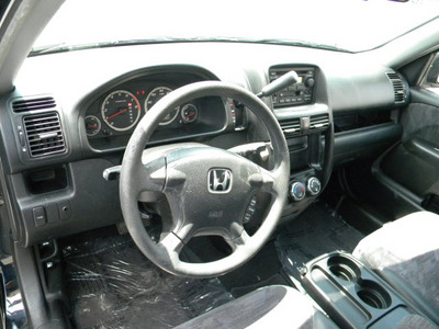 honda cr v 2004 black suv lx gasoline 4 cylinders front wheel drive automatic 92882