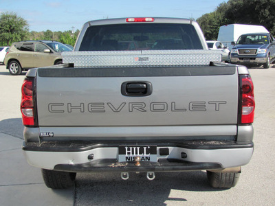 chevrolet silverado 1500 2006 gray pickup truck gasoline 6 cylinders rear wheel drive automatic 33884