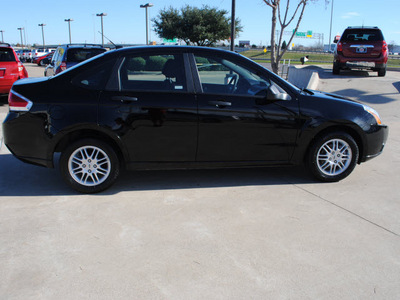 ford focus 2010 black sedan se gasoline 4 cylinders front wheel drive automatic 75228