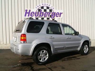 ford escape 2006 silver metallic suv limited gasoline 6 cylinders all whee drive automatic 80905