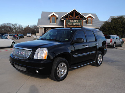 gmc yukon 2007 black suv denali gasoline 8 cylinders all whee drive automatic 76087