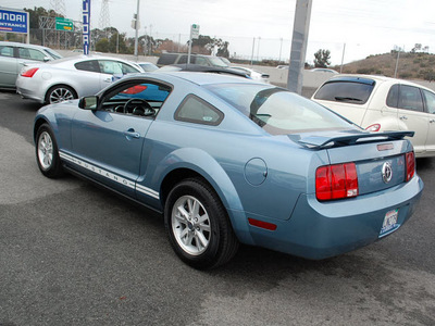 ford mustang 2006 lt  blue coupe v6 premium gasoline 6 cylinders rear wheel drive automatic 94010