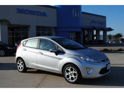 ford fiesta 2011 silver hatchback ses gasoline 4 cylinders front wheel drive automatic with overdrive 77065