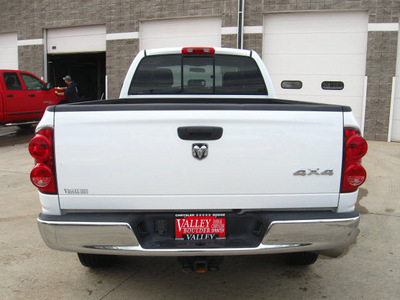 dodge ram pickup 2500 2007 white st diesel 6 cylinders 4 wheel drive manual 80301