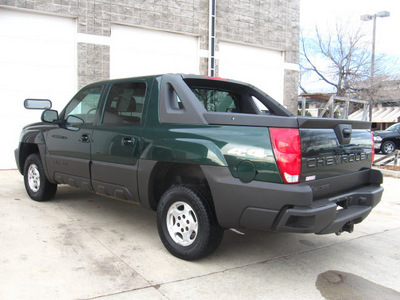 chevrolet avalanche 2003 dk  green suv 1500 gasoline 8 cylinders 4 wheel drive automatic 80301