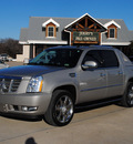 cadillac escalade ext 2008 silver suv gasoline 8 cylinders all whee drive automatic 76087