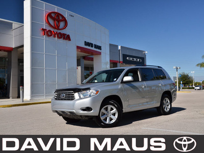 toyota highlander 2009 silver suv gasoline 6 cylinders front wheel drive automatic 32771