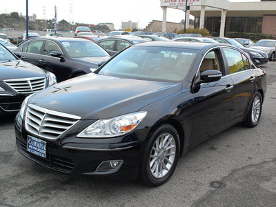 hyundai genesis 2009 black sedan 3 8l v6 gasoline 6 cylinders rear wheel drive automatic 94010