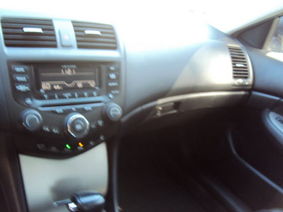 honda accord 2003 silver sedan ex gasoline 6 cylinders sohc front wheel drive automatic 32901