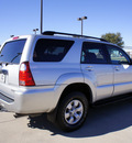 toyota 4runner 2007 silver suv sr5 gasoline 8 cylinders rear wheel drive automatic 76018