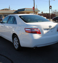 toyota camry 2008 white sedan xle v6 gasoline 6 cylinders front wheel drive automatic 27591
