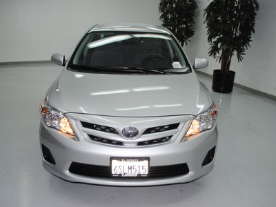 toyota corolla 2011 classic silver meta sedan le gasoline 4 cylinders front wheel drive automatic 91731