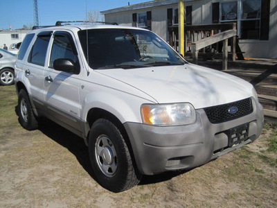 ford escape 2001 off white suv xls gasoline 6 cylinders front wheel drive automatic 77379
