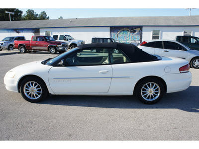 chrysler sebring 2001 white limited gasoline 6 cylinders front wheel drive automatic 77388