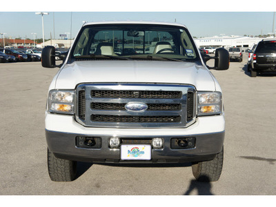 ford f 250 super duty 2007 white lariat diesel 8 cylinders 4 wheel drive automatic 77388