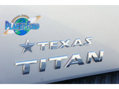 nissan titan 2006 silver se ffv flex fuel 8 cylinders rear wheel drive automatic 77388