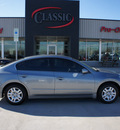 nissan altima 2009 silver sedan 2 5 s gasoline 4 cylinders front wheel drive automatic 76210