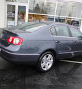 volkswagen passat 2009 island gray sedan gasoline 4 cylinders front wheel drive automatic 98226