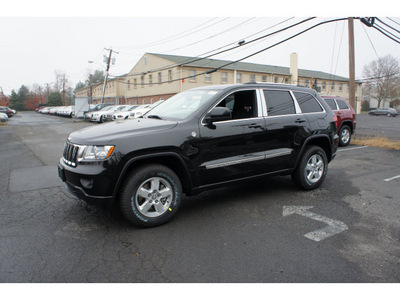 jeep grand cherokee 2012 black suv laredo gasoline 6 cylinders 4 wheel drive automatic with overdrive 08844
