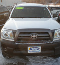 toyota tacoma 2009 white gasoline 4 cylinders 4 wheel drive 5 speed manual 13502