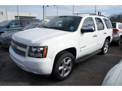 chevrolet tahoe 2007 white suv lt flex fuel 8 cylinders 4 wheel drive automatic 08812