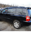 toyota highlander 2002 black suv gasoline 6 cylinders all whee drive automatic 08812