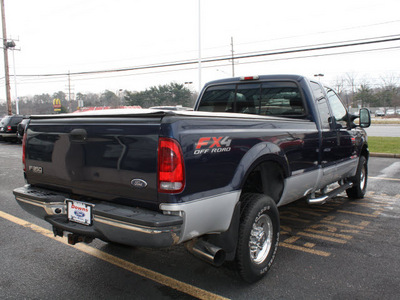 ford f 350 super duty 2003 true blue xlt diesel 8 cylinders 4 wheel drive automatic with overdrive 08753