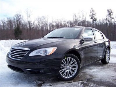 chrysler 200 2012 black sedan limited gasoline 4 cylinders front wheel drive not specified 44024