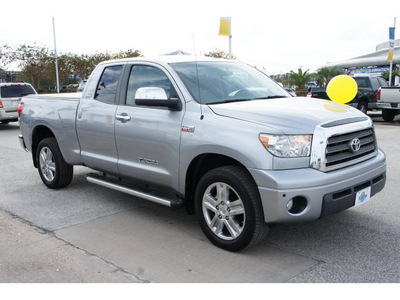 toyota tundra 2008 silver limited gasoline 8 cylinders 4 wheel drive automatic 77388